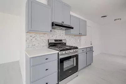 1108 Davis Street, Cleburne, TX 76033 - Photo 14