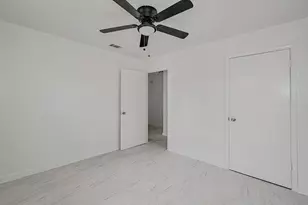 1108 Davis St, Cleburne, TX 76033 - Photo 22