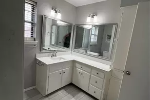 10546 Mapleridge Dr, Dallas, TX 75238 - Photo 8