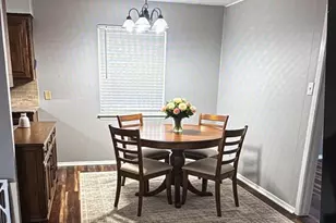 10546 Mapleridge Dr, Dallas, TX 75238 - Photo 6