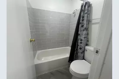 7501 Chesterfield Drive, Dallas, TX 75237 - Photo 12