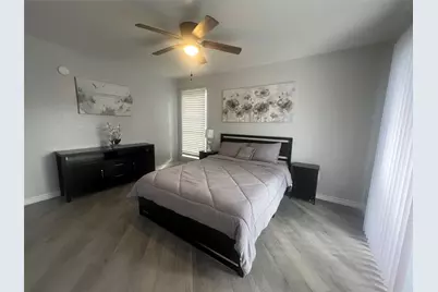 7501 Chesterfield Drive, Dallas, TX 75237 - Photo 10