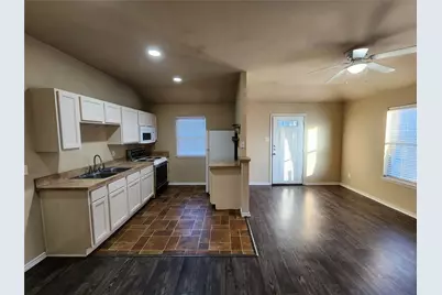 3522 8th Avenue, Fort Worth, TX 76110 - Photo 4