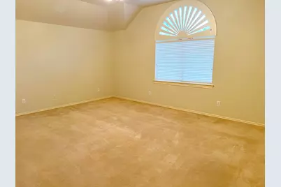 529 Continental Drive, Lewisville, TX 75067 - Photo 28