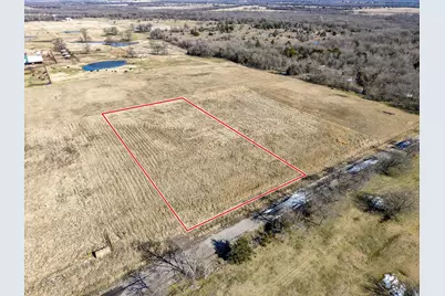 768 County Road 1021, Wolfe City, TX 75496 - Photo 2
