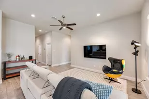 1605 Woodpecker St, Denton, TX 76205 - Photo 6