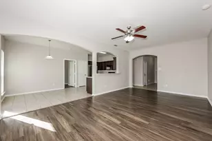 6728 Ohana Pl, Dallas, TX 75237 - Photo 2