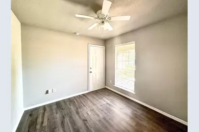 5809 Lance Court, Haltom City, TX 76148 - Photo 10