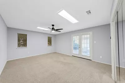 2827 Cross Timbers Drive, Irving, TX 75060 - Photo 16