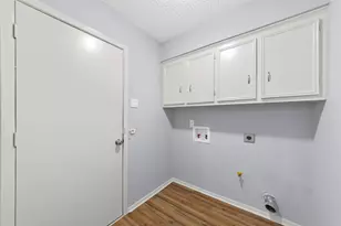 2827 Cross Timbers Dr, Irving, TX 75060 - Photo 28