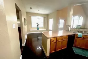 602 Thorton Ct, Cedar Hill, TX 75104 - Photo 2