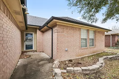 331 Meador Lane, Burleson, TX 76028 - Photo 4