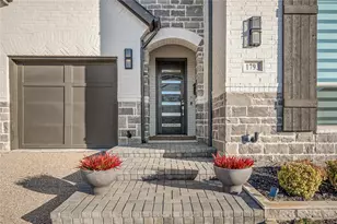 1793 Lady Bettye Dr, Carrollton, TX 75010 - Photo 2