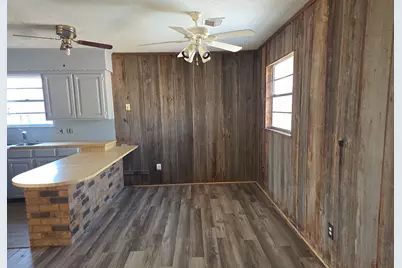 2404 Beverly Drive, Greenville, TX 75402 - Photo 4