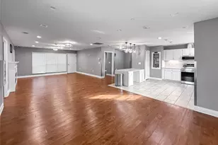 2508 W Crawford St, Denison, TX 75020 - Photo 2