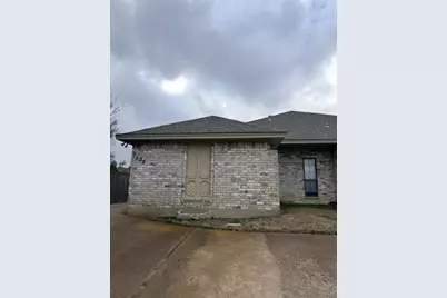 7502 Pear Tree Lane, Fort Worth, TX 76133 - Photo 1