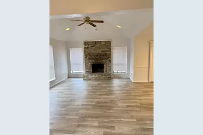 7502 Pear Tree Lane, Fort Worth, TX 76133 - Photo 10