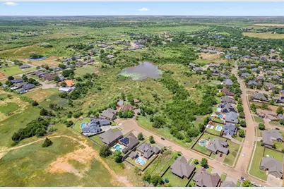 18 Canyon View Court, Wichita Falls, TX 76309 - Photo 10