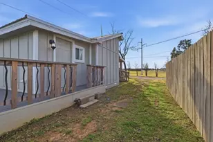 108 Reservoir St, Sulphur Springs, TX 75482 - Photo 24