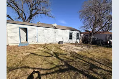 2700 Bideker Avenue, Fort Worth, TX 76105 - Photo 12