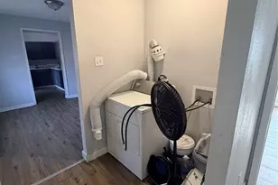 2700 Bideker Ave, Fort Worth, TX 76105 - Photo 8