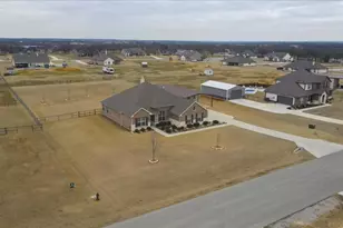 161 Chester Rd, Springtown, TX 76082 - Photo 34