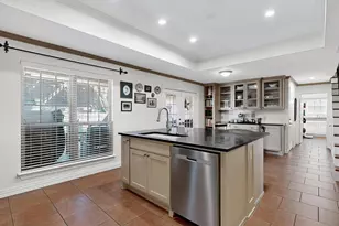 2806 Sausalito Dr, Carrollton, TX 75007 - Photo 8