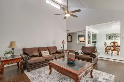 1007 Elk Grove Drive, Richardson, TX 75081 - Photo 4