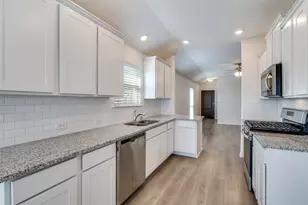 1621 Ferguson Ln, McKinney, TX 75071 - Photo 6