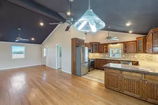 833 Vz County Rd 4413, Ben Wheeler, TX 75754 - Photo 12