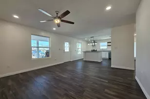 924 E Titus St, Mexia, TX 76667 - Photo 14