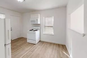 2223 J B Jackson Jr Blvd, Dallas, TX 75210 - Photo 2