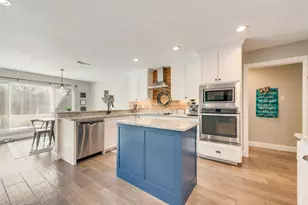 126 Forest Brook St, Oak Leaf, TX 75154 - Photo 14