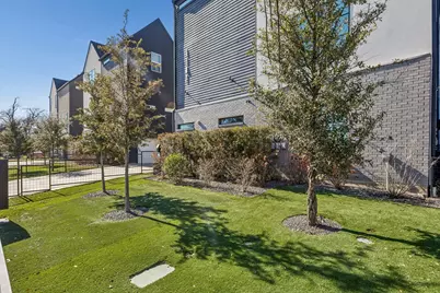 1147 N Madison Avenue #107, Dallas, TX 75208 - Photo 2