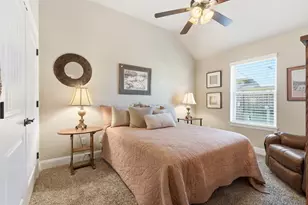 2038 Clive Dr, Granbury, TX 76048 - Photo 8
