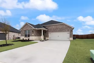1411 Lowe Pond St, Forney, TX 75126 - Photo 4