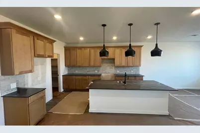 657 Tyronza Drive, Justin, TX 76247 - Photo 8