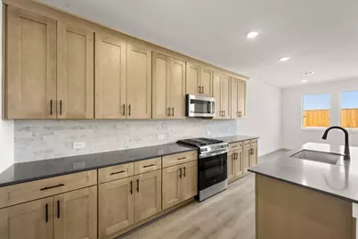 657 Tyronza Drive, Justin, TX 76247 - Photo 8