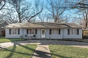 110 Hackberry St, Lancaster, TX 75146 - Photo 4