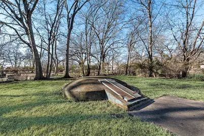 110 Hackberry Street, Lancaster, TX 75146 - Photo 30