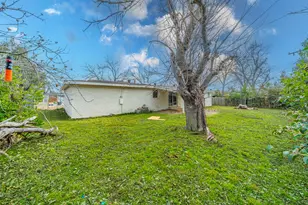 3816 Springbranch Dr, Benbrook, TX 76116 - Photo 26