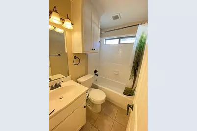 132 Hedgerow Lane, Lewisville, TX 75057 - Photo 12