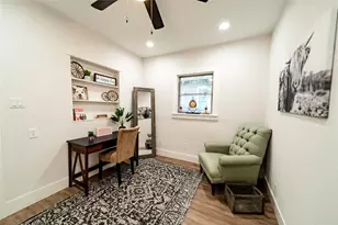 1415 N Houston St, Fort Worth, TX 76164 - Photo 8