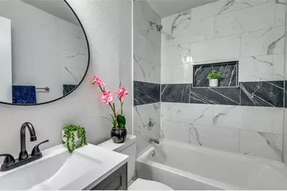 2314 Gilbert Circle, Arlington, TX 76010 - Photo 18