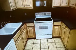 322 W Anderson St, Weatherford, TX 76086 - Photo 4