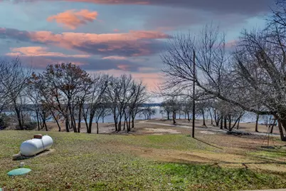 104 Park Lane, Gainesville, TX 76240 - Photo 4