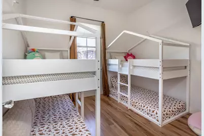 104 Park Lane, Gainesville, TX 76240 - Photo 32