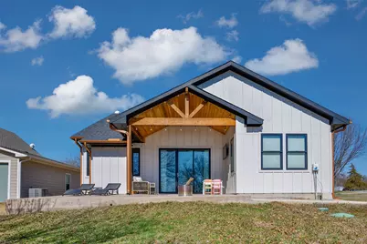 104 Park Lane, Gainesville, TX 76240 - Photo 2