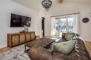 104 Park Ln, Gainesville, TX 76240 - Photo 8