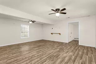 2225 S Bridgefarmer Rd, Lowry Crossing, TX 75069 - Photo 18